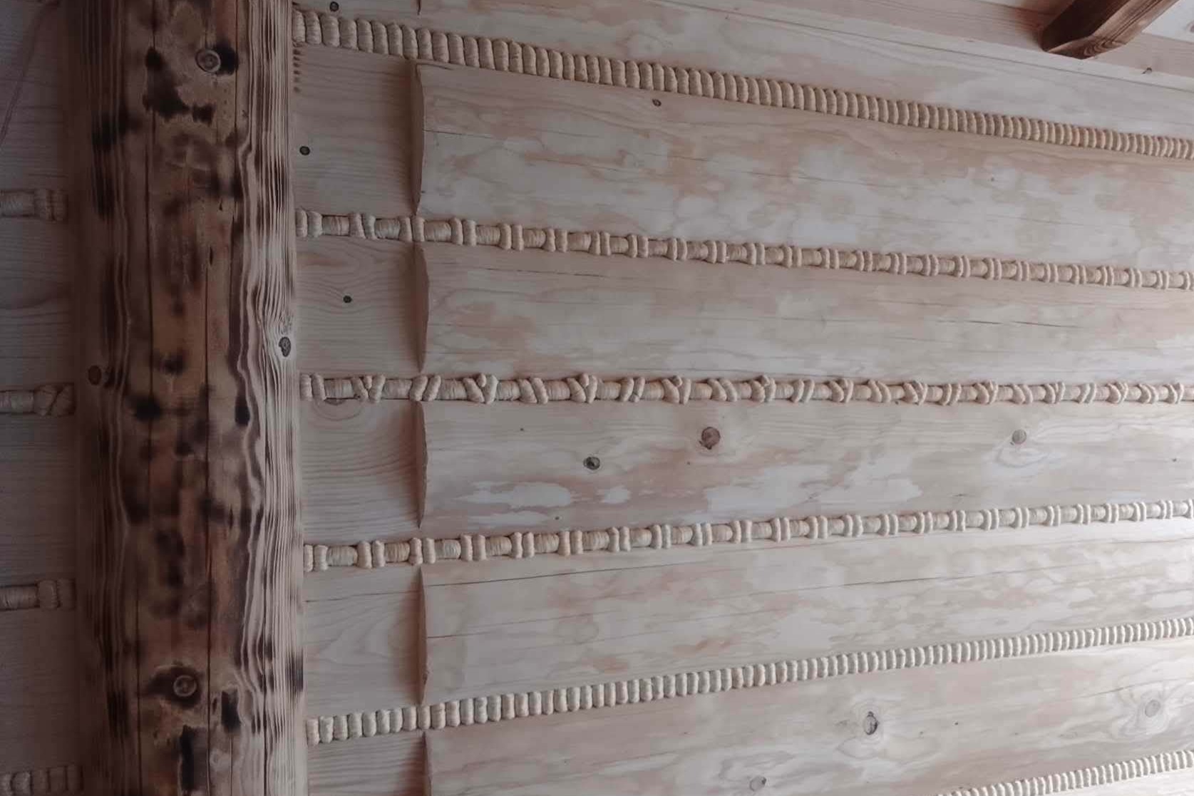 Mszenie w domach drewnianych wełną drzewną